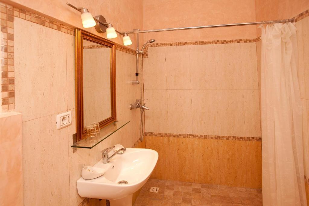 Pension Dinu Residence Тімішоара Номер фото